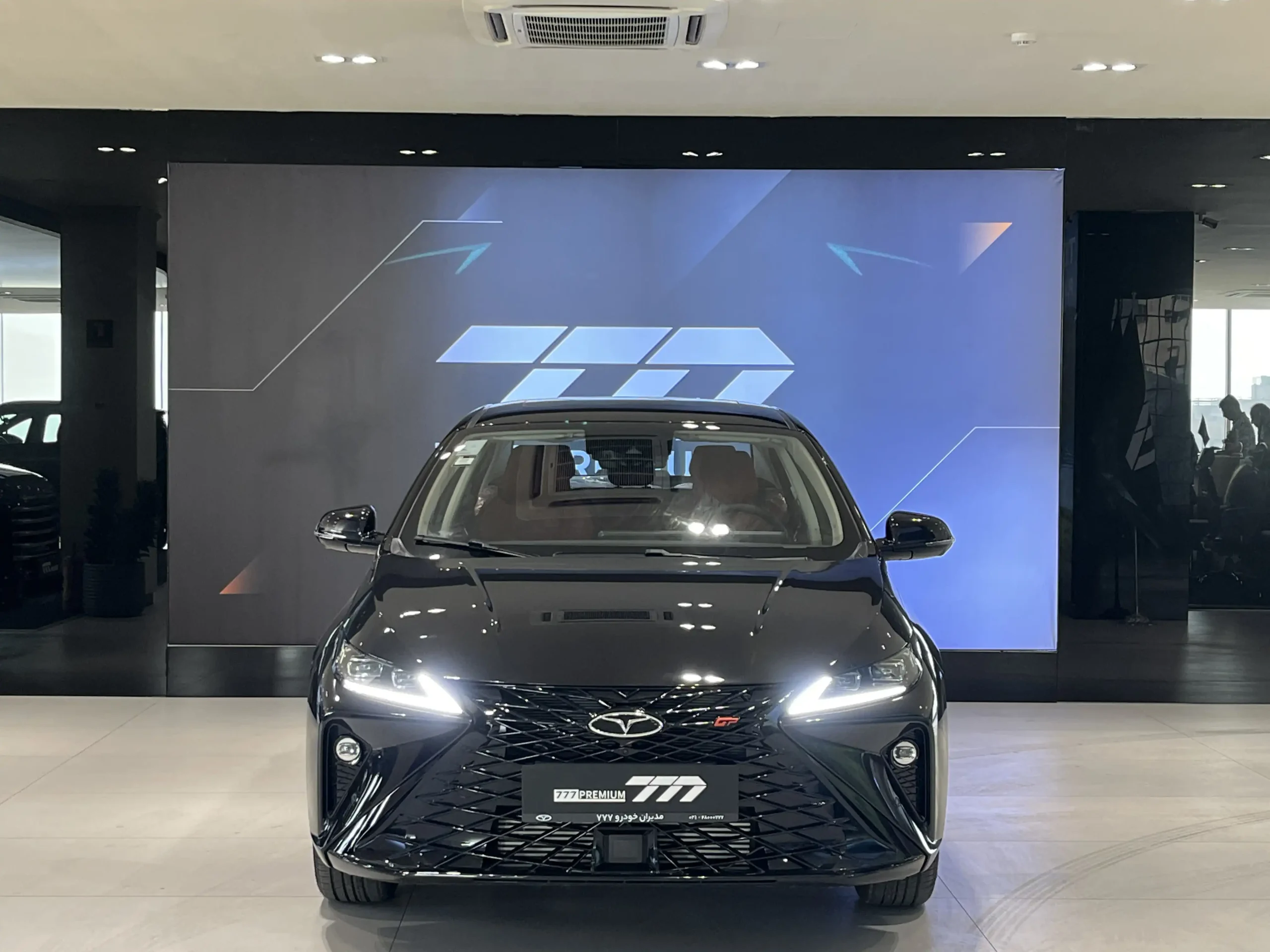 فونیکس آریزو 6 جی تی اکسلنت 1404